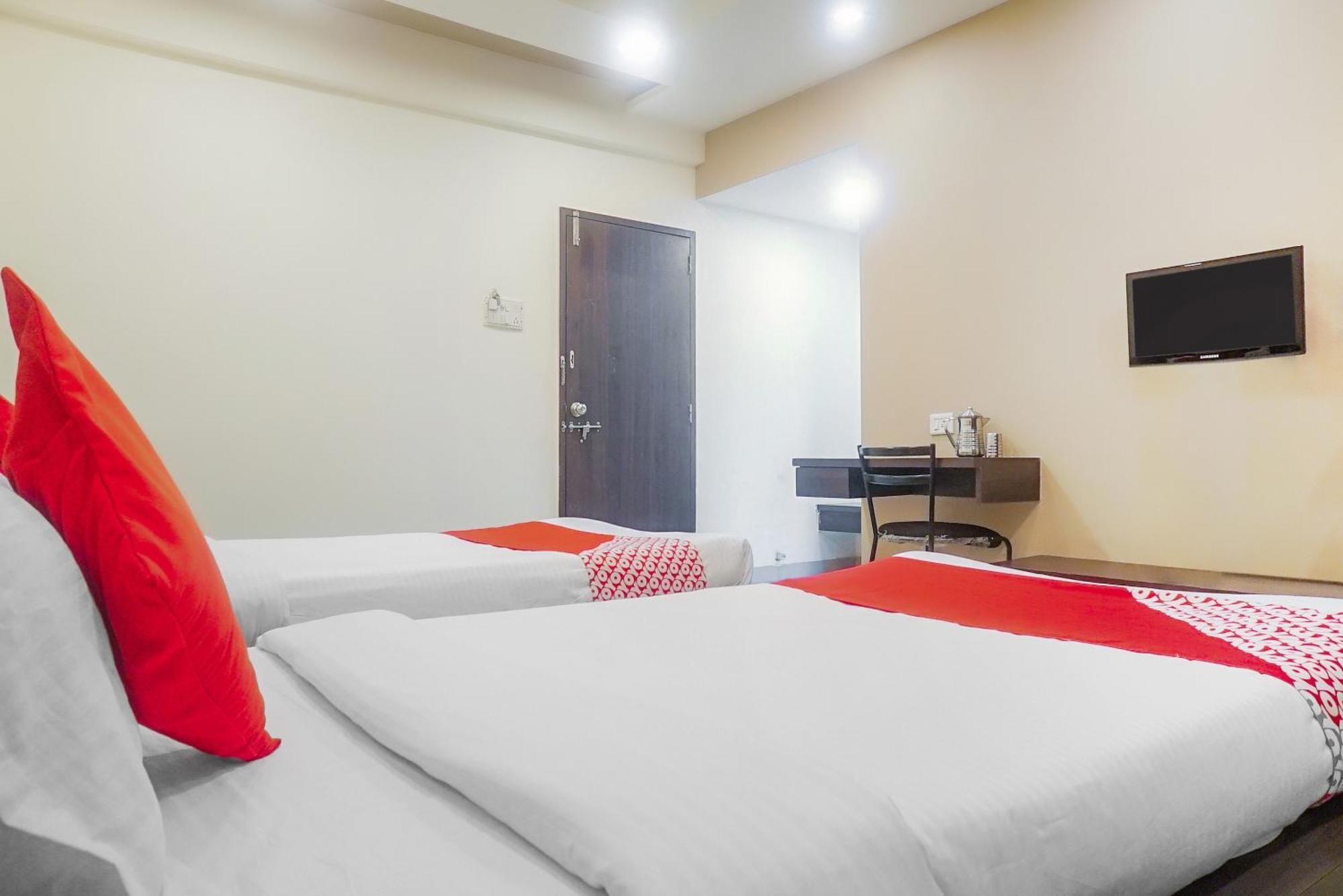 Hotel O Paradise Inn Talegaon Dabhade Екстериор снимка